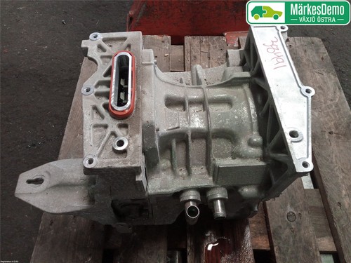 Elektromotor vorne - ,